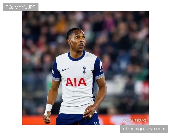 热刺边路进攻强势崛起,速度与技术双翼齐飞撕裂对手防线 热刺边路进攻强势崛起,速度与技术双翼齐飞撕裂对手防线