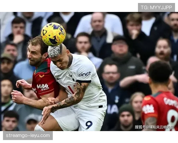 弗拉霍维奇挺身而出，关键逆转助球队取胜