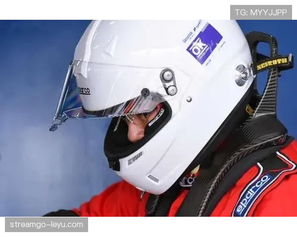 莱万多夫斯基国家队首秀表现稳健，助力球队迎来开门红