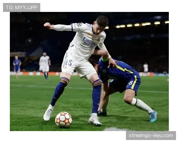 维尼修斯 vs 罗比尼奥:早期模板与边路风格差异 维尼修斯 vs 罗比尼奥:早期模板与边路风格差异