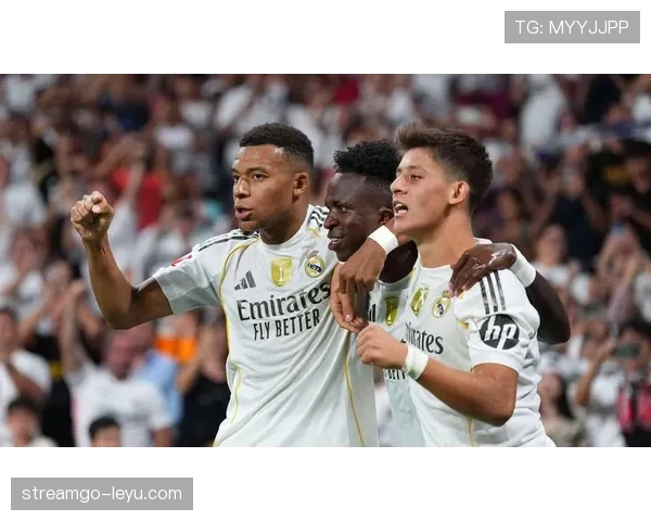 皇马防守稳定性下降,后防轮换与战术适配问题逐步显现 皇马防守稳定性下降,后防轮换与战术适配问题逐步显现